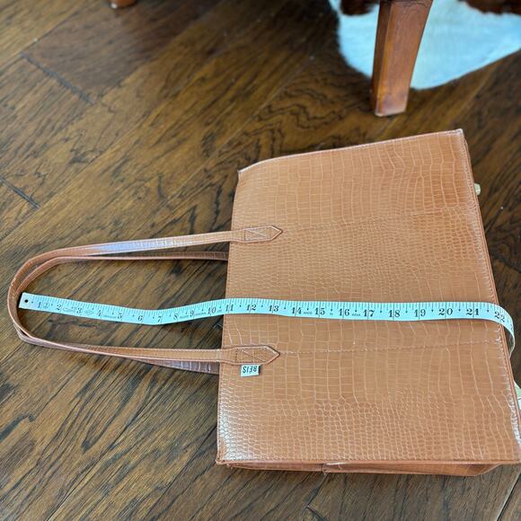 BEIS The Work Tote in Cognac Croc Standard Size Classic Minimalist - Picture 8 of 16